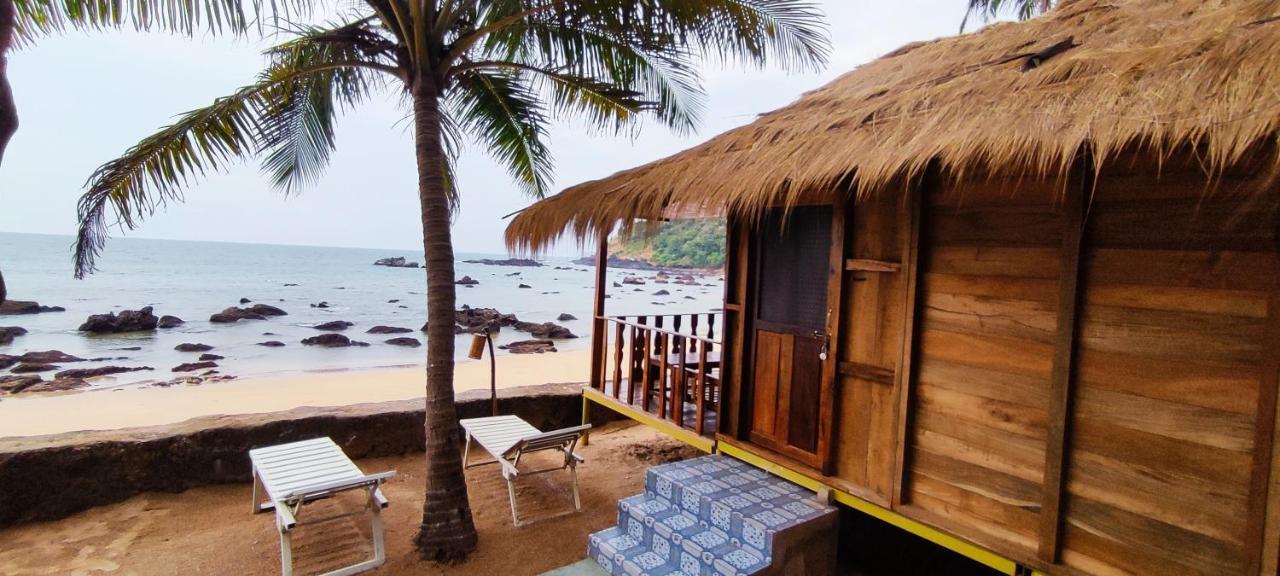 Sea Front Cottages Little Khola Cola エクステリア 写真